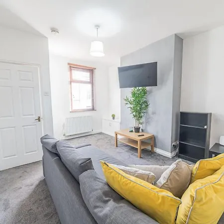 Beautiful 2 Bedroom House In In Furness * Barrow-in-Furness