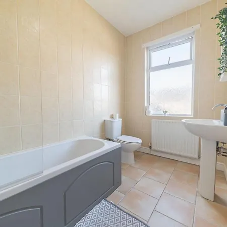Beautiful 2 Bedroom House In In Furness Holiday home